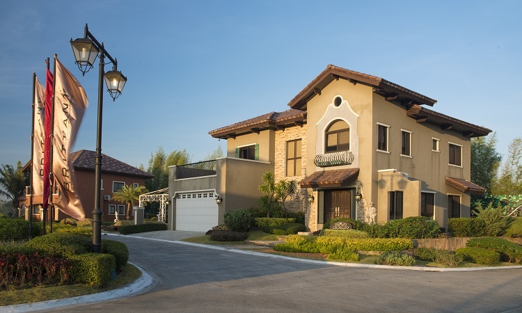 Experience convenience and awe in a luxury house model in the Italian-inspired subdivision of Portofino | Luxury Homes by Brittany Corporation