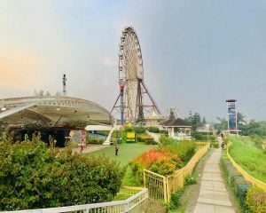 sky ranch ferris wheel ride beautiful scenes | luxury homes by brittany corporation