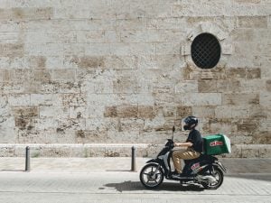 papa johns delivery service motocycle | Best Food Trends of 2021
