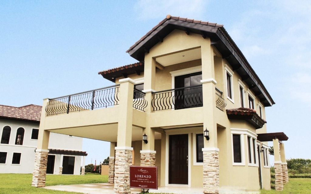 Lorenzo is an RFO luxury house that screams sophistication and elegance.