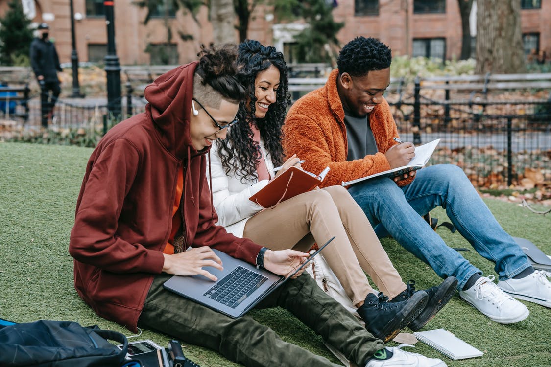 State university students can now settle their financial accounts online photo by Keira Burton from Pexels
