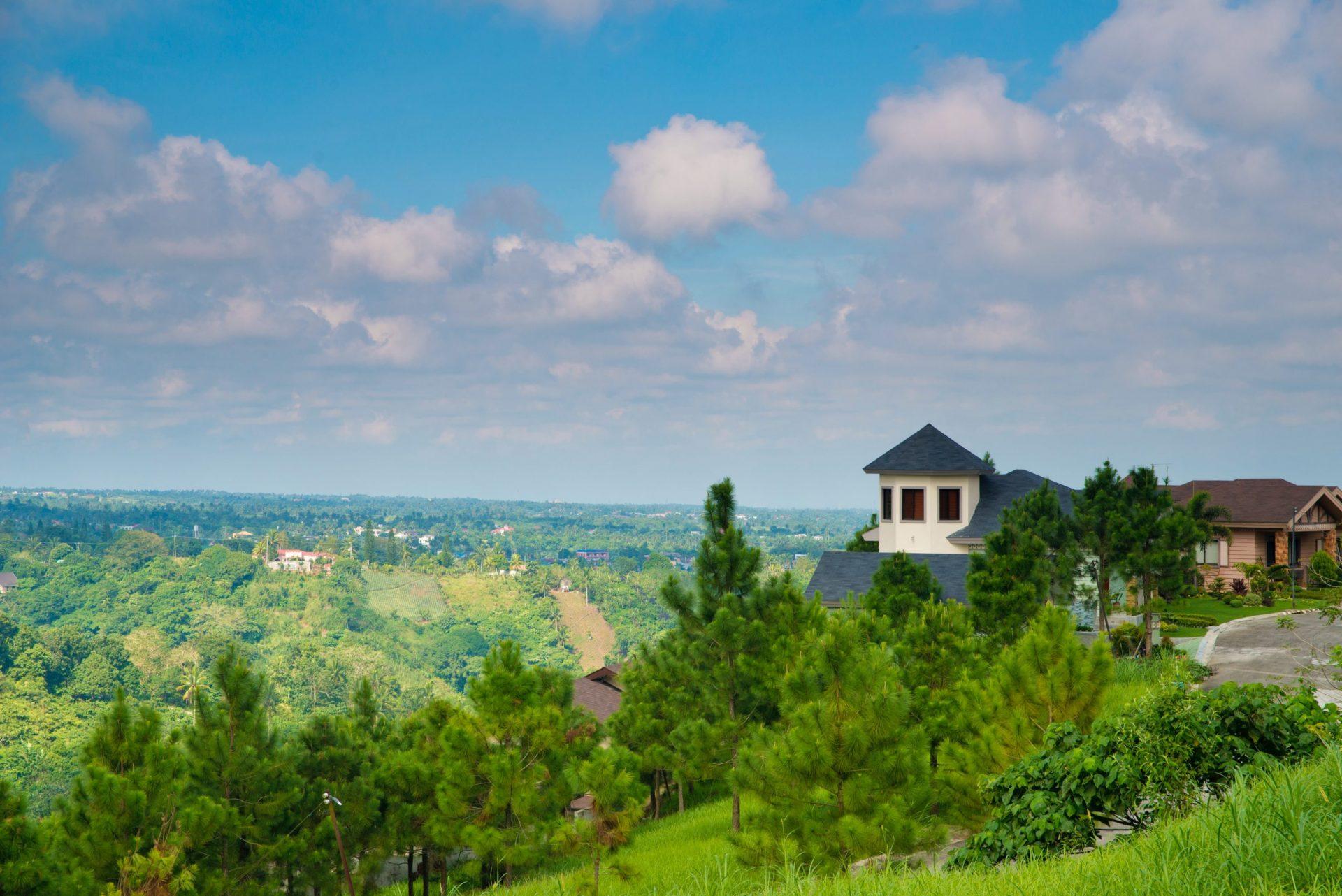 Tagaytay City, one of the safest places to live in the philippines