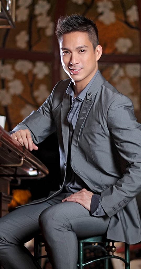 Francis Libiran - Prominent Filipino Fashion Designers for Barong Tagalog