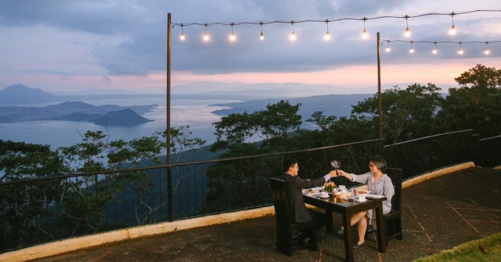 Tagaytay Restaurants That Foodies Will Enjoy