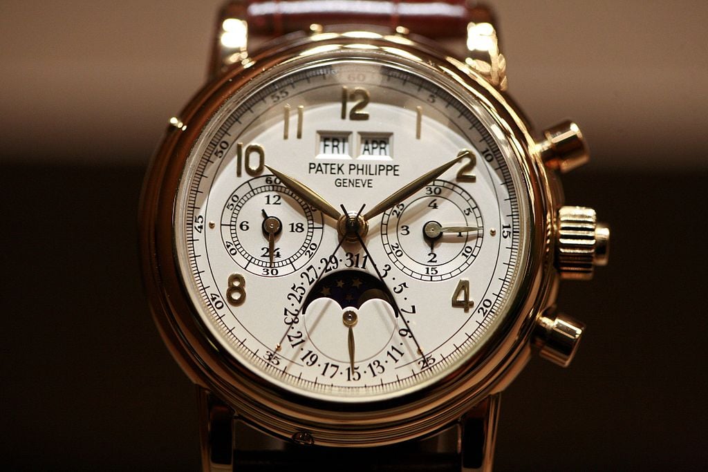 Close up photo of Geneve Patek Philippe watch