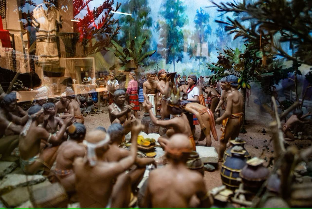 photo of figurine tribes in Baguio City