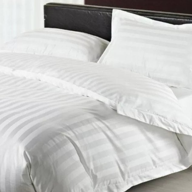 Similarity Between a Duvet and a Comforter