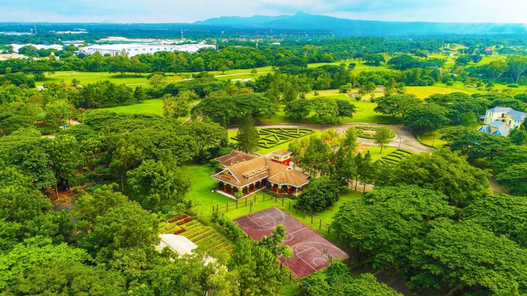 Signature developments in Sta. Rosa, Laguna (1)