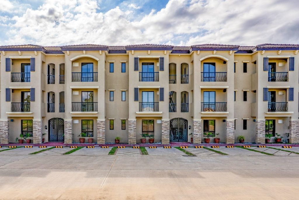 A Taste of Italian Artistry and Tradition at Valenza Mansions