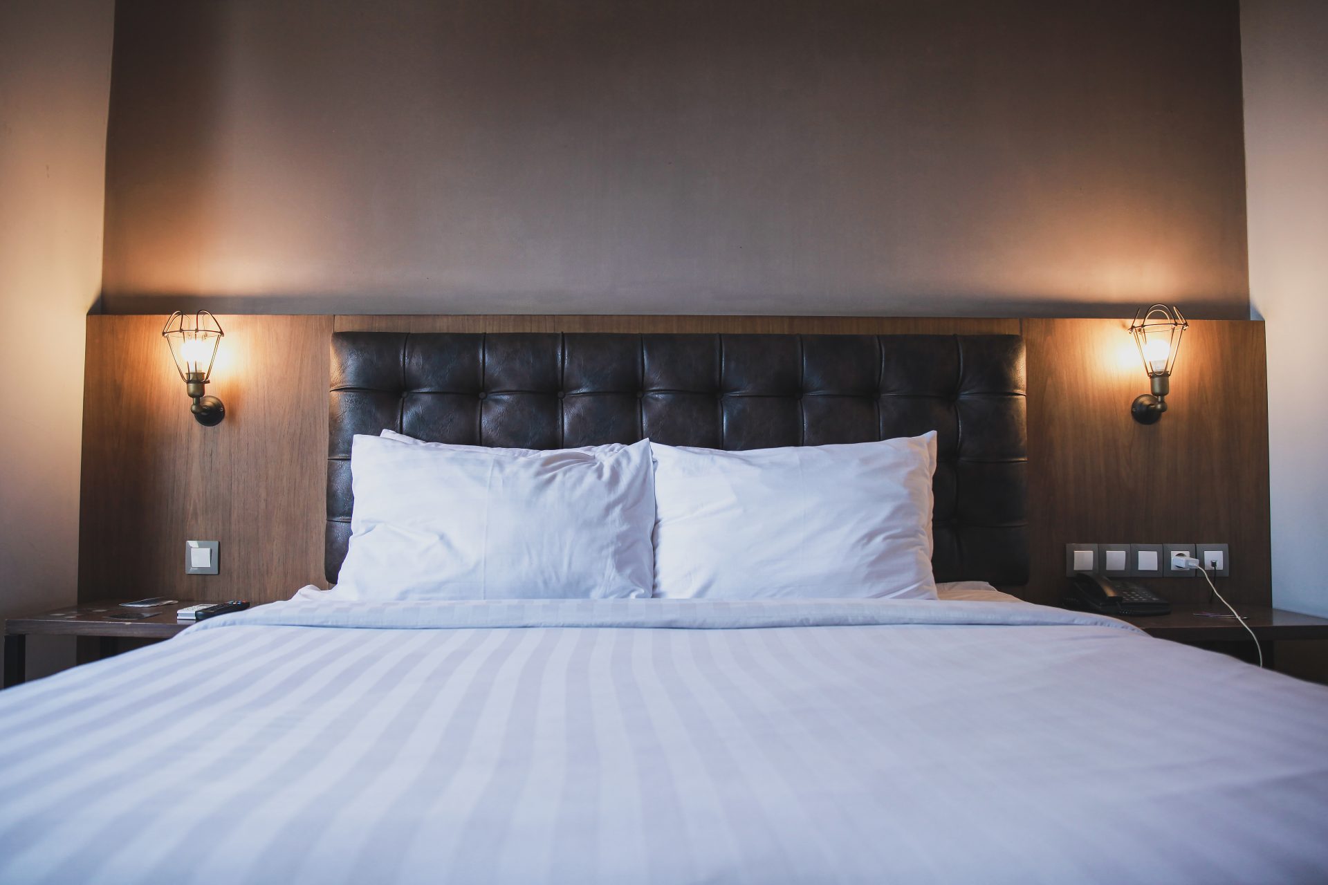 How to Style Your House Like A Hotel Room Brittany Corporation