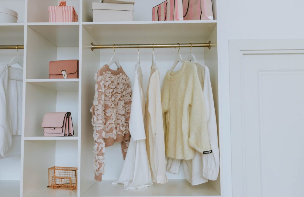 Professional Tips for Organizing Your Clothes Closet