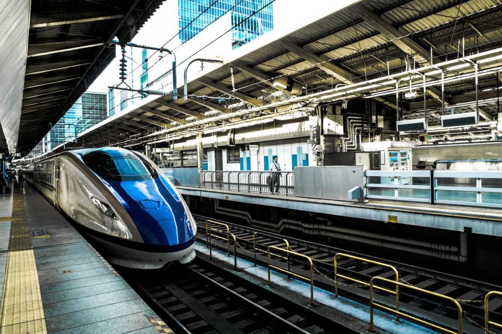 stations in lrt 1