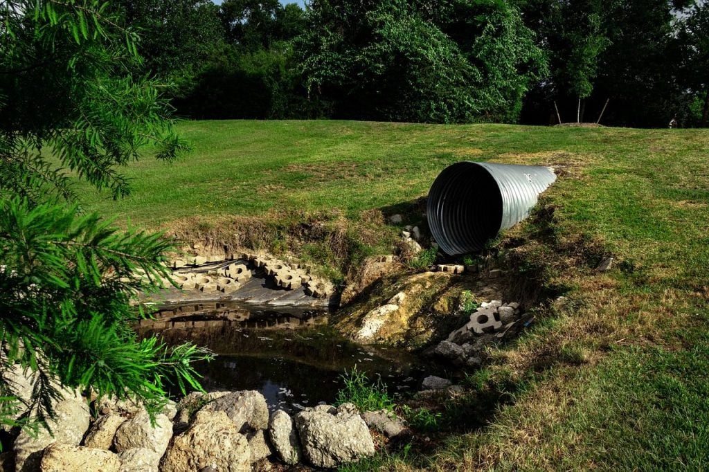 septic tank pumping