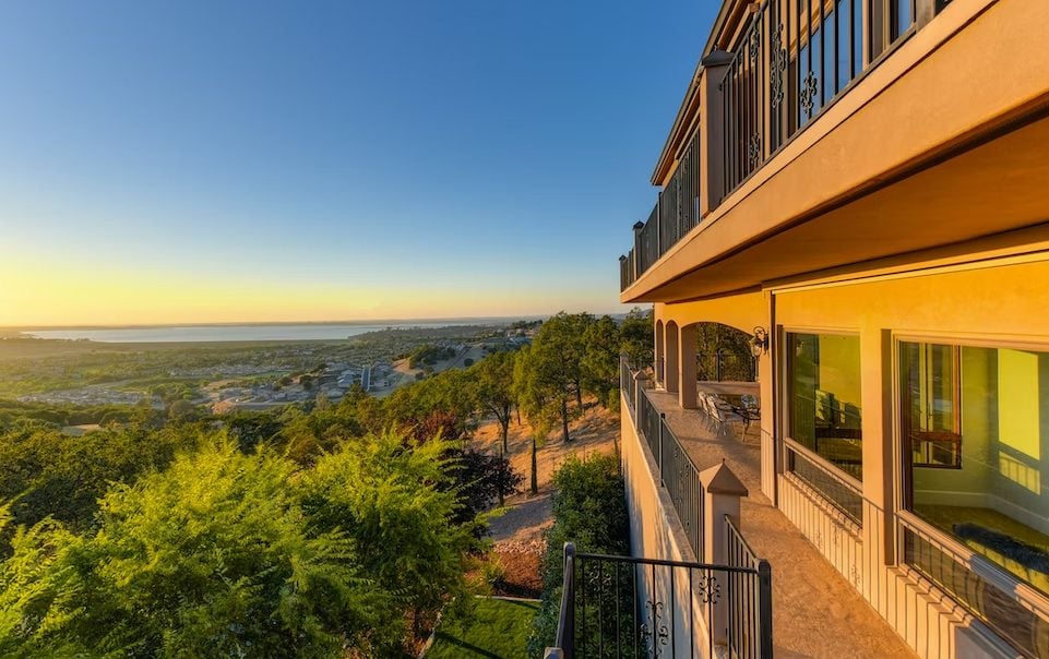 An Overview of Q1 2023 Residential Real Estate Prices